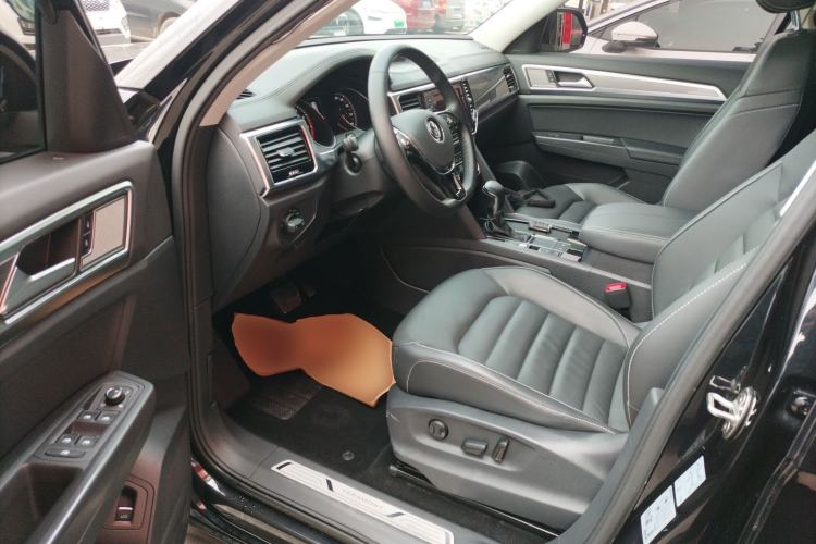 Used Volkswagen Teramont 2019 330TSI Two-Wheel-Drive Luxury Edition China V Standard
