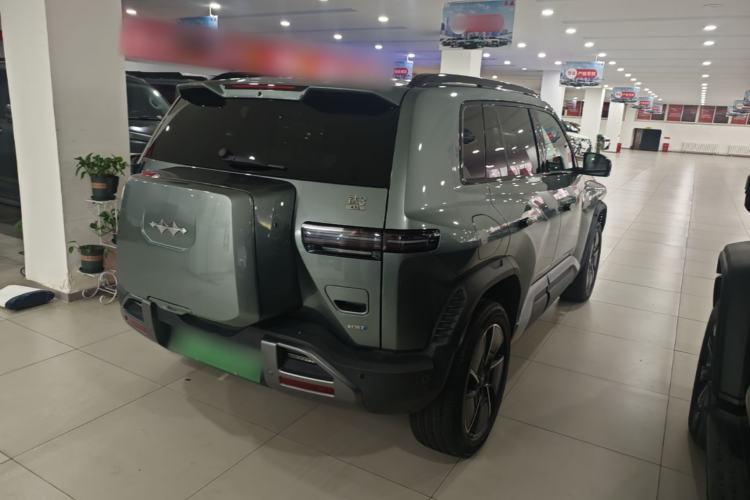 Used Formula Leopard Titanium 3 2025 501KM All-Wheel Drive Intelligent Driving Ultra Version
