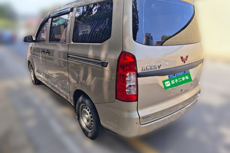 Used Wuling Hongguang V 2022 1.5L Jingqu Edition Electric-Assist LAR