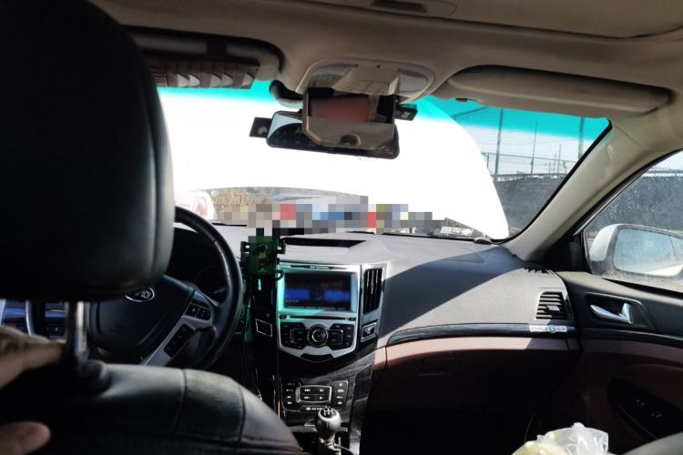 Used BYD Surui 2015 1.5L Manual Luxury Model
