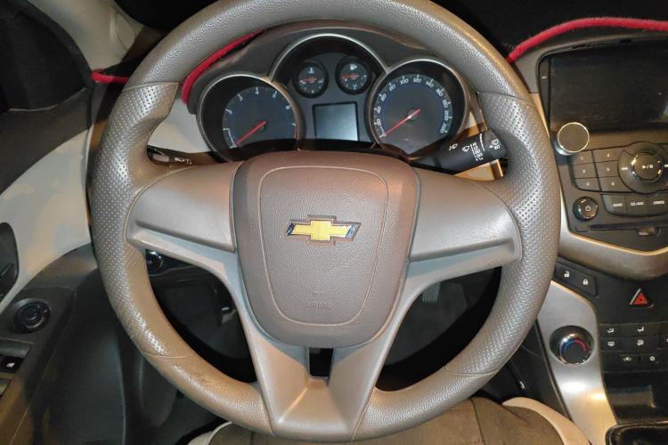 Used Chevrolet Cruze 2015 1.5L Classic SL MT