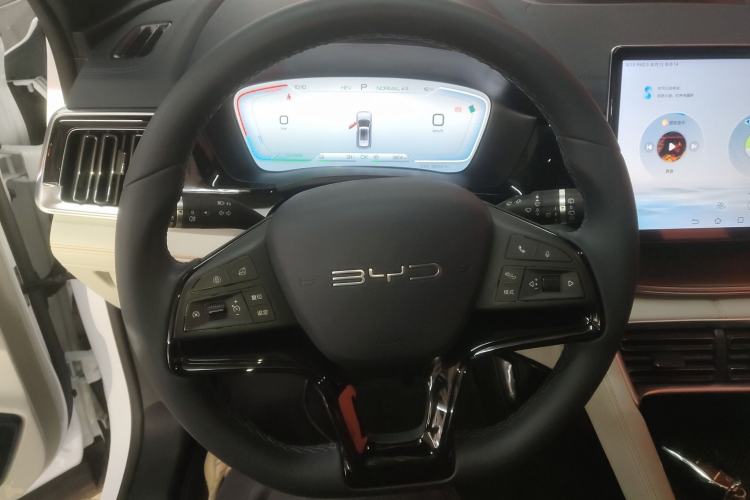 Used BYD Song PLUS New Energy 2024 HONOR Edition DM-i 110km Flagship Model Steering Wheel