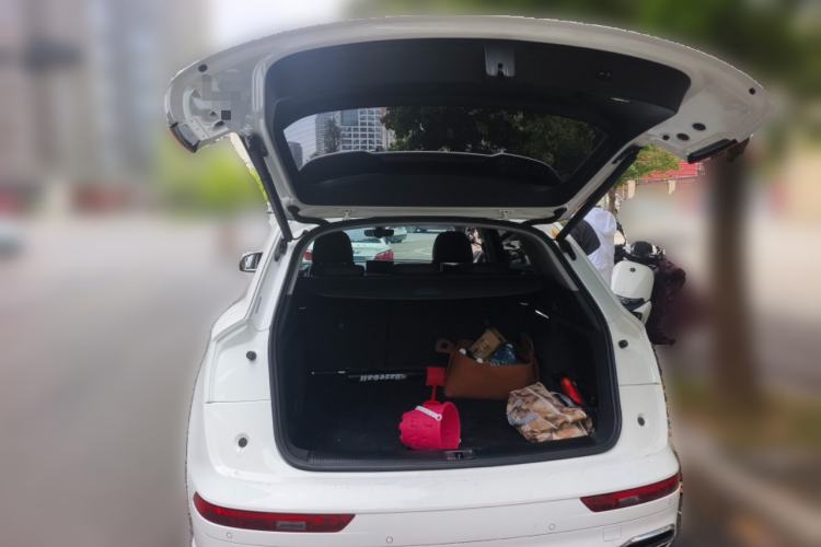 Used Audi Q5L 2020 Updated 40 TFSI Prestige Fashion Edition Trunk