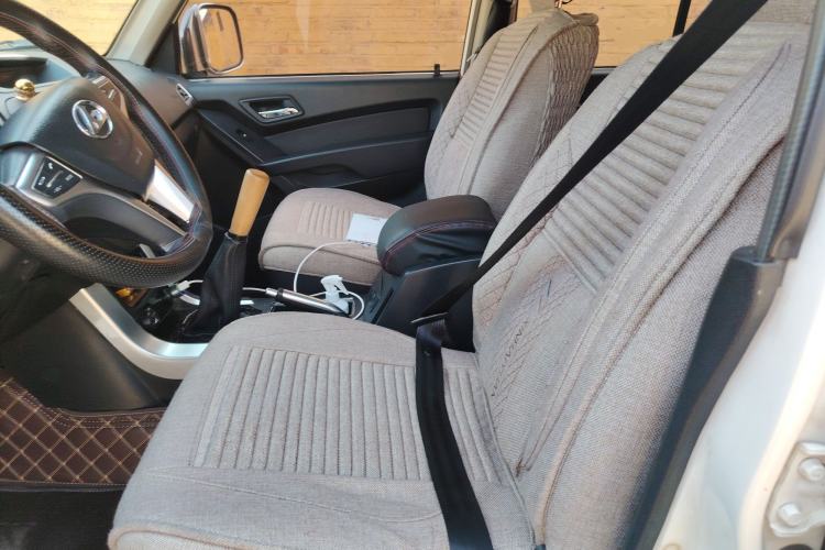 Used Leopaard Q6 2015 2.4L Manual 4x4 Excellence Edition
