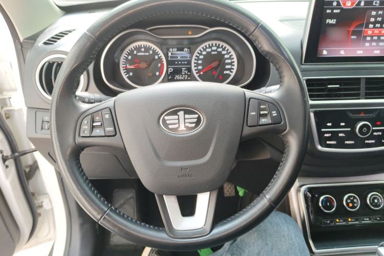 Used Bestune X40 2019 1.6L Automatic Luxury Edition China VI Steering Wheel