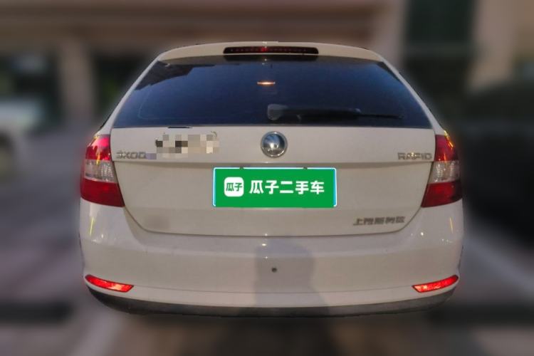 Used Skoda Rapid Spaceback 2016 1.6L Manual Front-Wheel-Drive Version