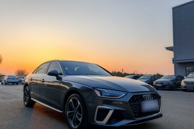 Used Audi A4L 2022 40 TFSI Fashion Dynamic Model
