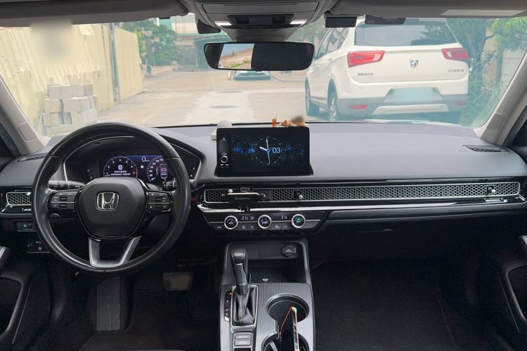 Used Honda Civic 2022 240TURBO CVT Dynamic Control Version Center Console