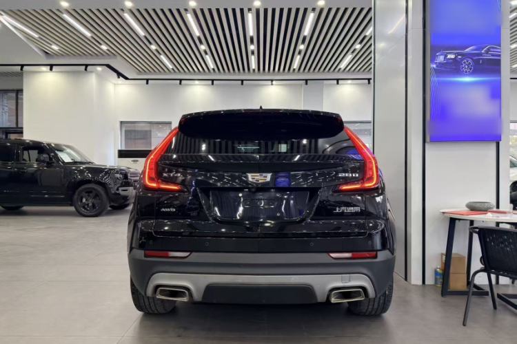 Used Cadillac XT4 2018 28T Four-Wheel Drive Leading Model