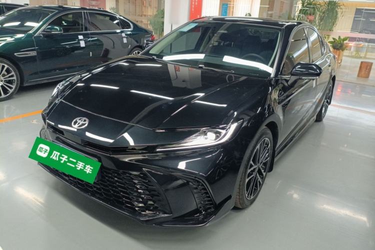 Used Toyota Camry 2026 Model Dual-Engine 2.0HSE Sport Lite Edition
