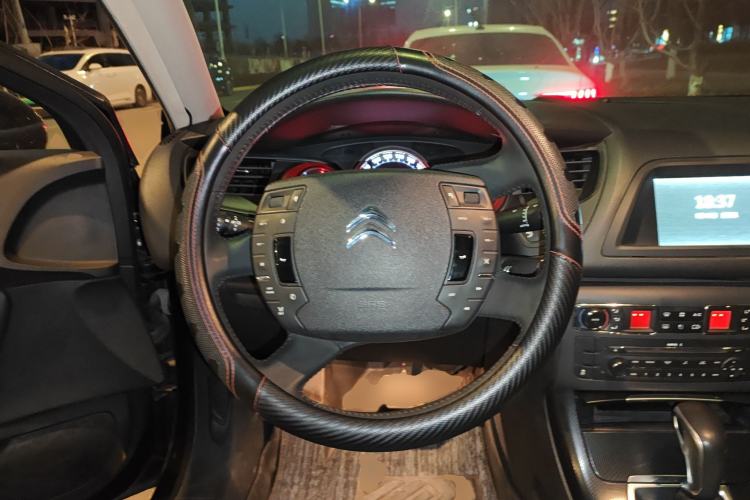 Used Citroen C5 2014 1.6T Automatic Luxury Model Steering Wheel