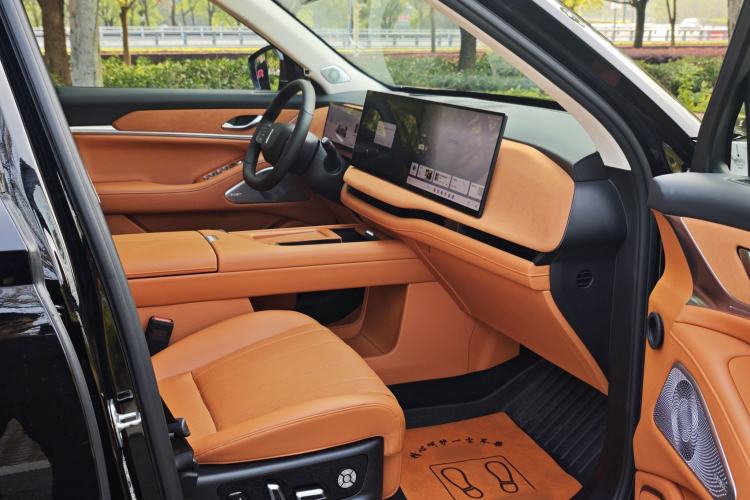 Used Wey Lanshan 2025 Four-Wheel Drive Ultra Interior 5