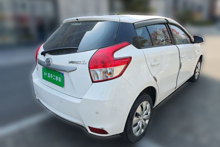 Used Toyota YARiS L Zhi Xuan 2015 1.5E Automatic Charm Edition