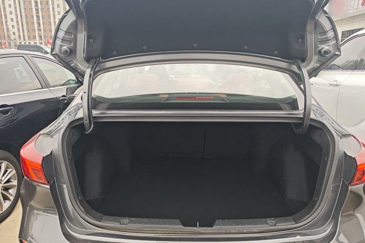 Used CHANGAN Eado 2023 Changan Edition PLUS Blue Whale NE 1.4T GDI DCT Prestige Version Trunk