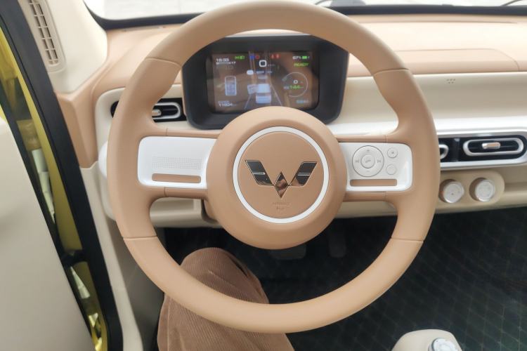 Used Wuling Hongguang MINIEV 2024 3rd Generation 215km Youth Edition