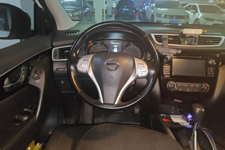 Used Nissan Qashqai 2016 2.0L CVT Flagship Edition
