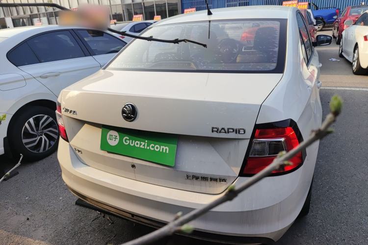 Used Skoda Rapid 2018 1.6L Automatic Comfort Edition
