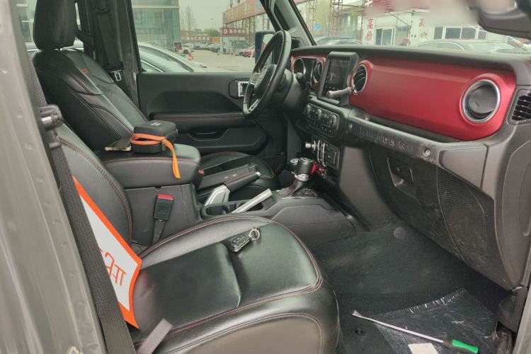 Used Jeep Wrangler 2021 2.0T Robin Hood Four-Door Edition