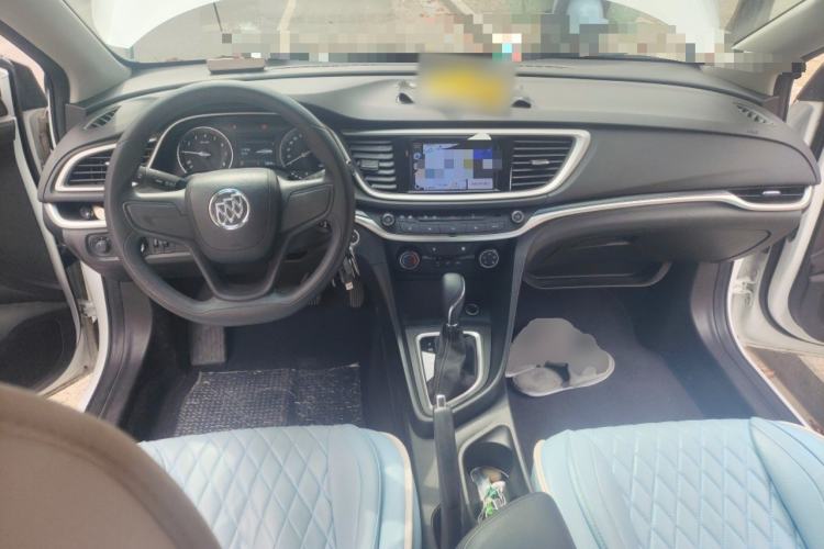 Used Buick GT 2021 1.3T Automatic Mild Hybrid Elite Version Center Console