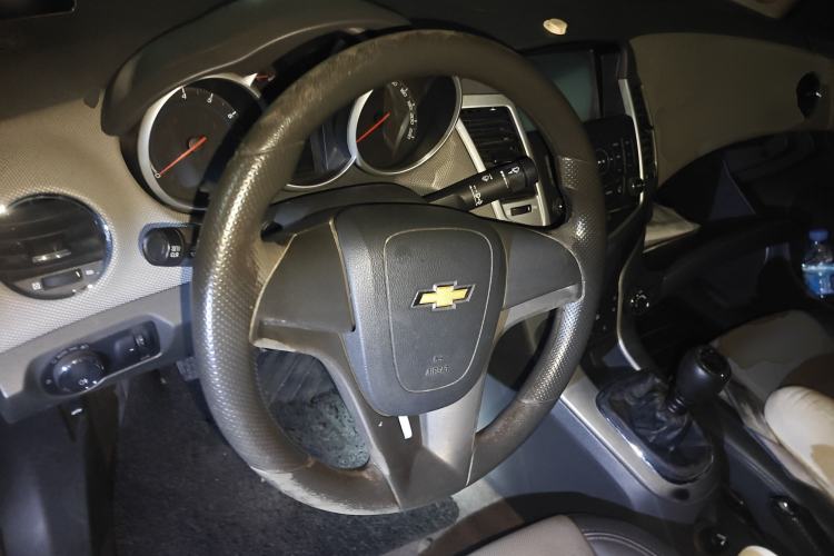 Used Chevrolet Cruze 2013 1.6L SE MT
