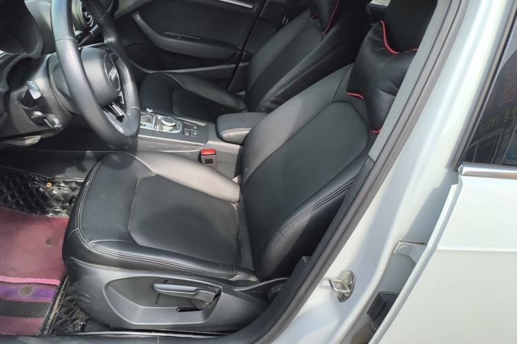 Used Audi A3 2018 30th Anniversary Edition Sportback 35 TFSI Ambition Model