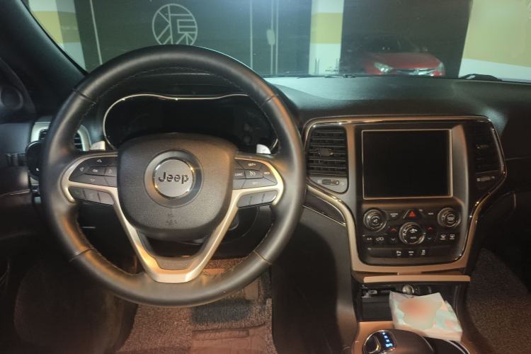 Used Jeep Grand Cherokee 2014 3.6L Elite Navigation Edition
