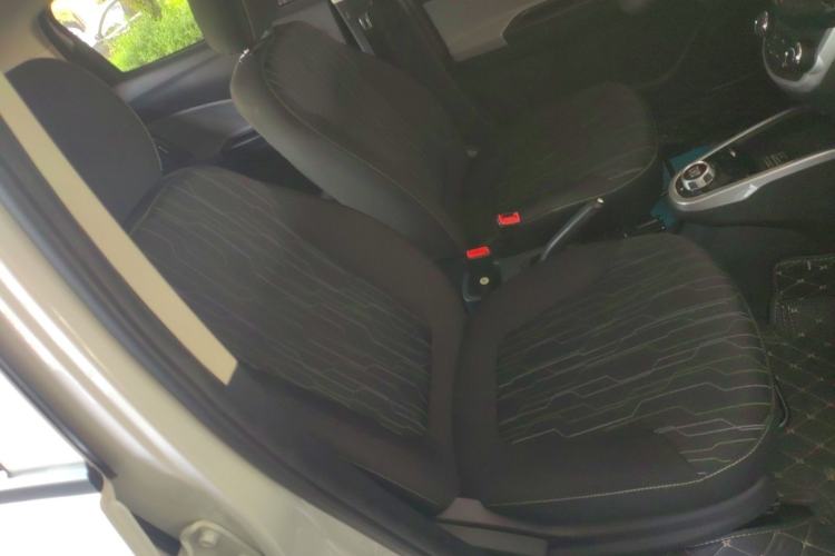 Used CHANGAN Benni E-Star 2021 National Edition Xin Yue Version (Fast-Charging Edition) Lithium Iron Phosphate (31.95 kWh) Right Front Seat