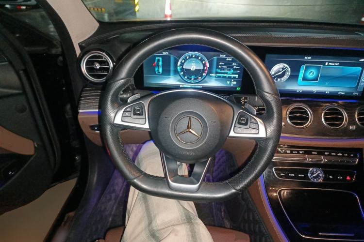 Used Mercedes-Benz E-Class 2016 E 200 L
