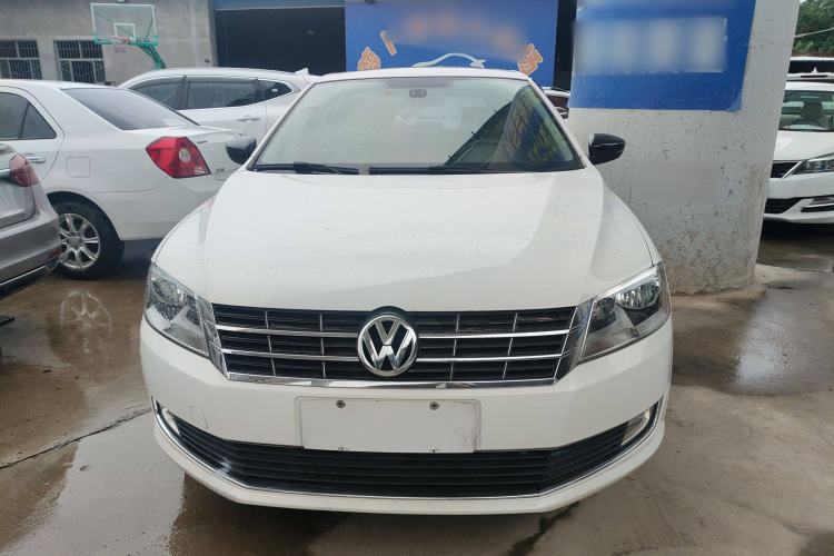 Used Volkswagen Gran Lavida 2014 1.4TSI Automatic 30th Anniversary Edition
