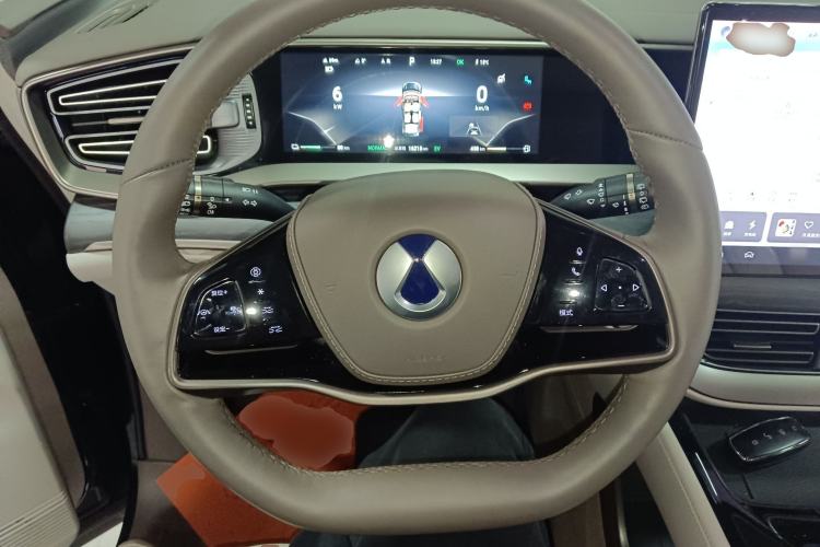 Used Denza D9 2022 DM-i 970 Four-Wheel Drive Prestige Model