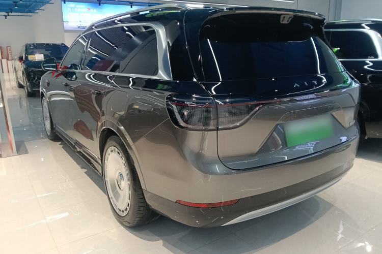 Used Hima AITO M9 2025 Extended-Range Ultra Version 52 kWh 6-Seater Rear Left 45 Deg