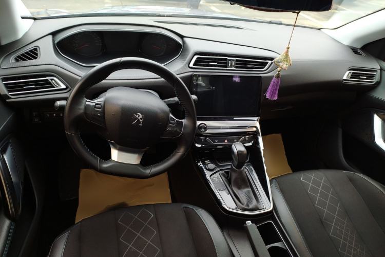 Used Peugeot 308 2016 230THP Automatic Luxury Edition
