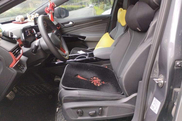 Used Volkswagen ID.4 X 2021 Pure+ Long-Range Edition Left Front Seat