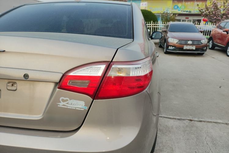 Used Haima Fumei 2013 Sedan 1.6L Manual Fashion Edition
