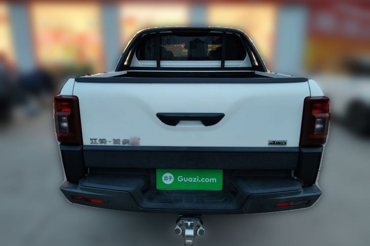 Used JMC Yuhu 7 2022 2.0T Automatic Diesel 4x4 Comfort Edition Standard Wheelbase
