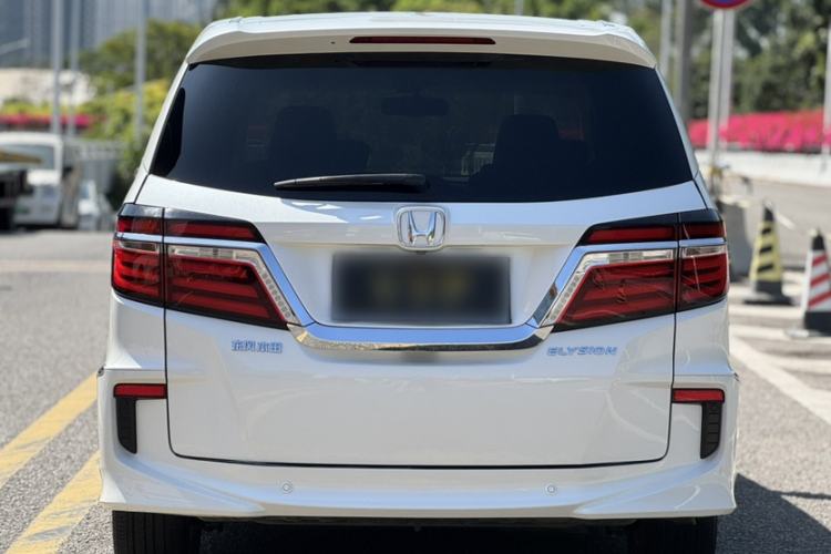 Used Honda Elysion 2016 2.4L Luxury Edition
