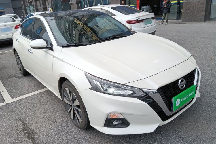 Used Nissan Teana 2021 2.0L XL Comfort Edition Front Right 45 Deg