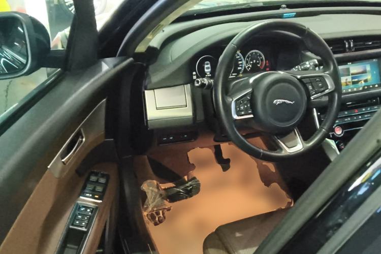 Used Jaguar XFL 2018 XFL 2.0T 250 PS Luxury Edition
