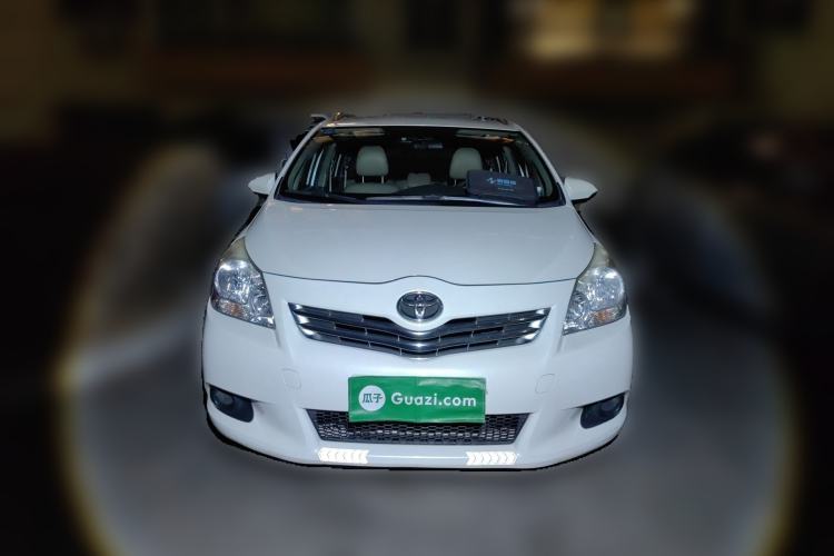 Used Toyota Verso 2014 Starlight 180E CVT Elite Edition Front