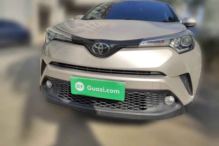 Used Toyota C-HR 2018 2.0L Leading with Sunroof China V Standard Front
