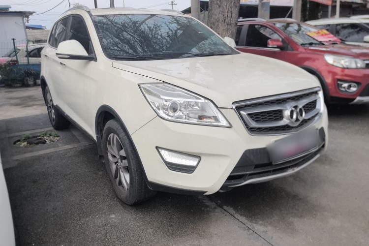 Used BAIC Senova X65 2015 2.0T Automatic Elite Model
