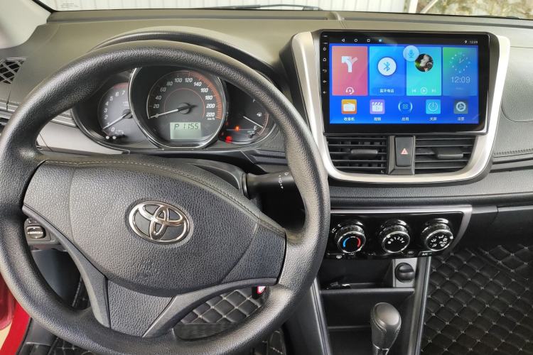 Used Toyota YARiS L Zhi Xuan 2021 1.5L CVT Leading Edition Center Console