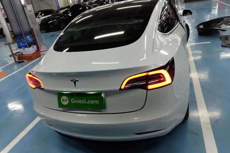 Used Tesla Model 3 2019 Long-Range Rear-Wheel-Drive Version