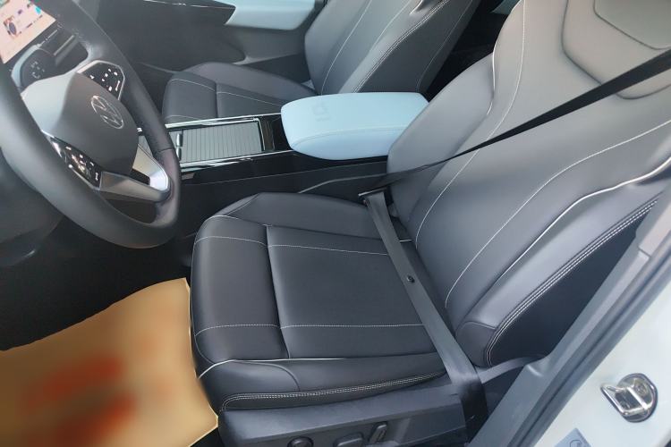 Used Volkswagen ID.4 X 2025 Smart Version Pure & Intelligent Enjoyment Edition Left Front Seat