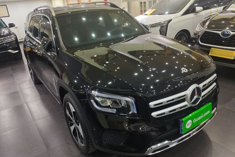 Used Mercedes-Benz GLB 2022 Updated GLB 200 Fashion Edition
