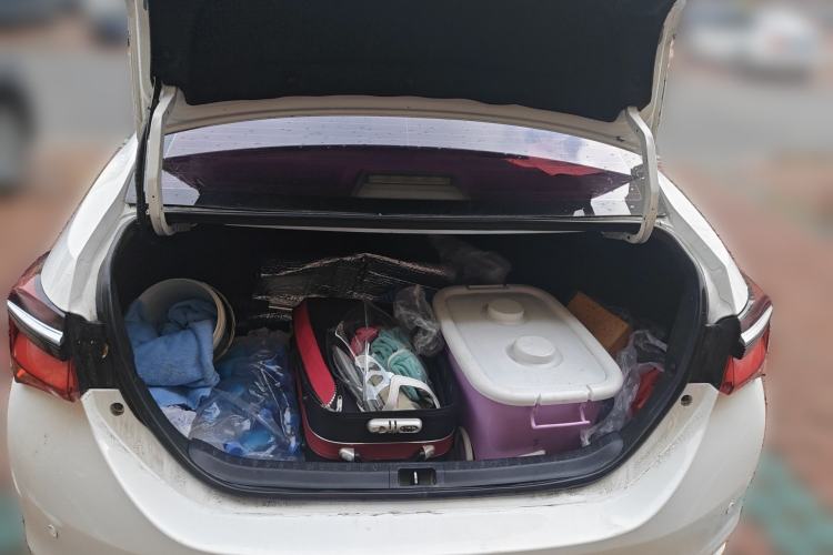 Used Toyota Corolla 2016 Dual-Engine 1.8L E-CVT Luxury Edition