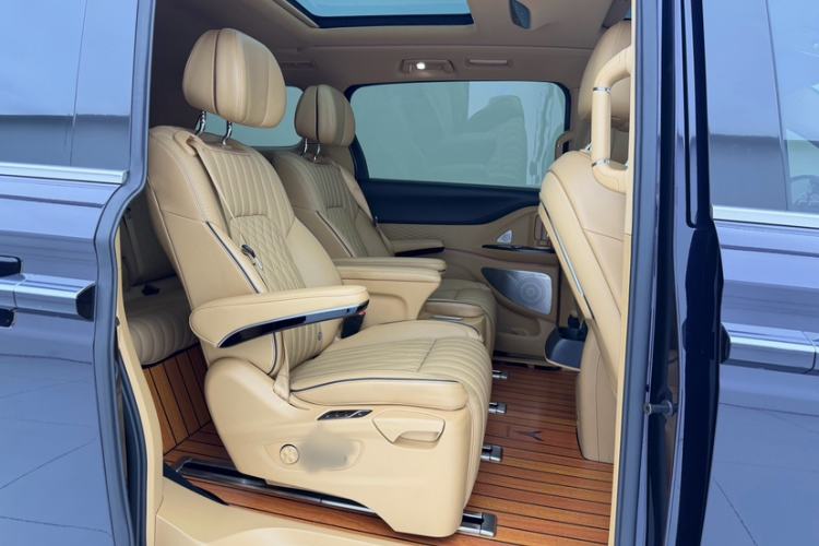 Used VOYAH Dream 2022 Low-Carbon Edition Dream+ Smart Enjoyment Package Interior 3