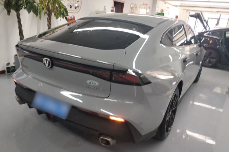 Used CHANGAN UNI-V 2022 1.5T Prestige Version