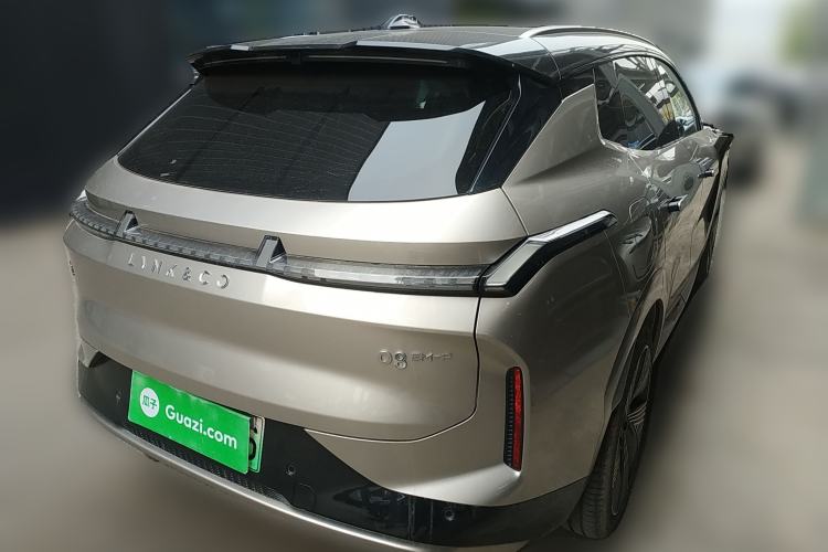 Used Lynk & Co 08 EM-P 2023 120km Long-Range Halo