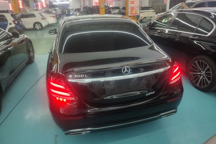 Used Mercedes-Benz E-Class 2019 Restyled E 300 L Luxury Edition
